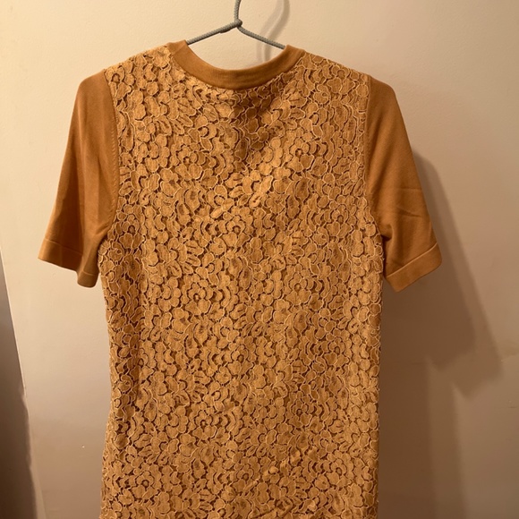 DONATED Michael Kors Collection Lace Overlay Short Sleeve Top - Picture 4 of 5